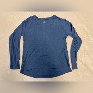 Eddie Bauer Blue Long Sleeved Soft Shirt. Size L. Excellent Condition.
